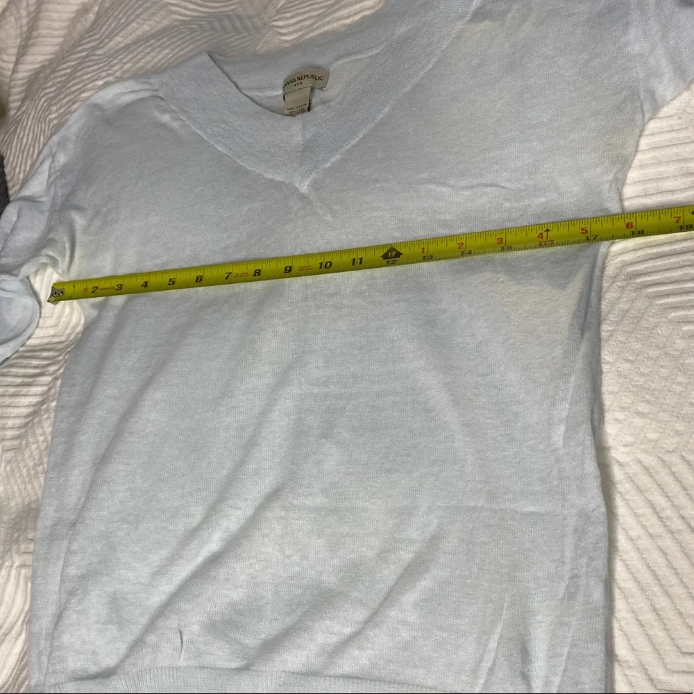 BANANA REPUBLIC Linen V Neck Pull Over Beach Sweater - Picture 8 of 8